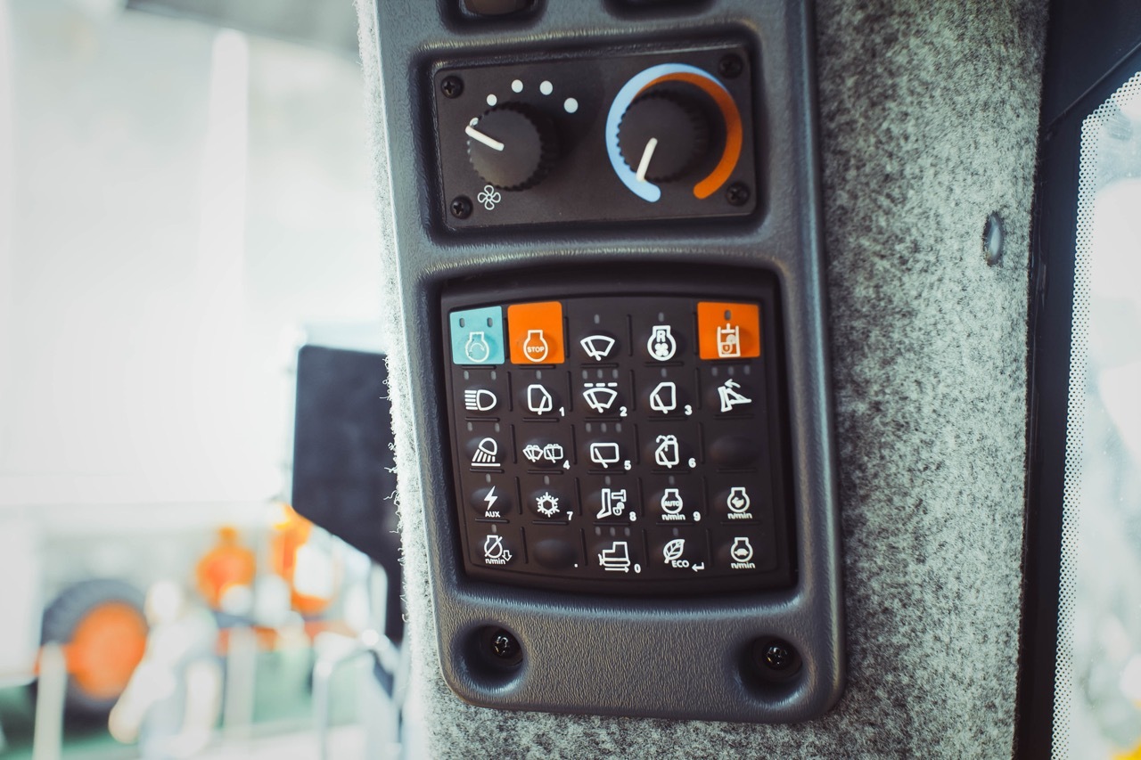 Article - Built to Last: In-Mold Labeling for Heavy-Duty Equipment Dashboards